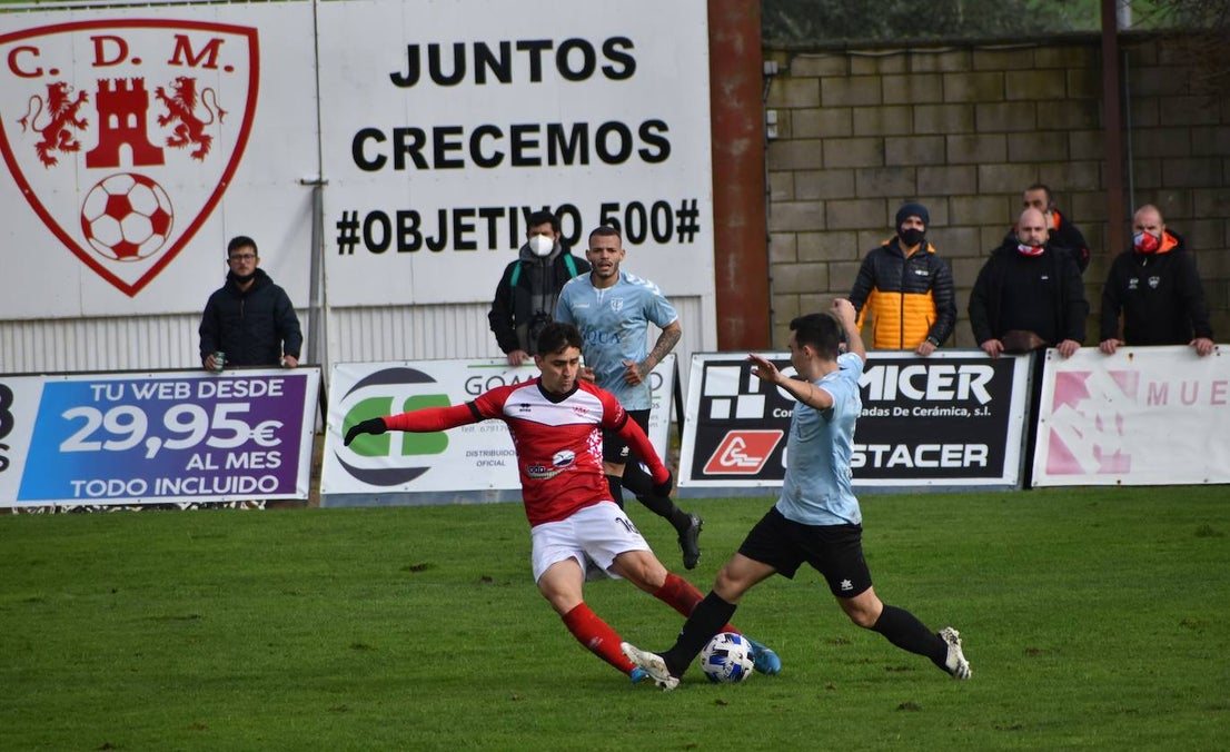 El Miajadas se reafirma como tercero de grupo tras el partido disputado ante el Trujillo, en el que, aunque Bryan aventajaba el marcador para los trujillanos, Edu Salles se encargó de igualar el partido para sentenciarlo en el 93, consiguiendo la victoria miajadeña a 2-1. 