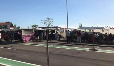 La zona del mercadillo incorporará mobiliario de recreo y esparcimiento