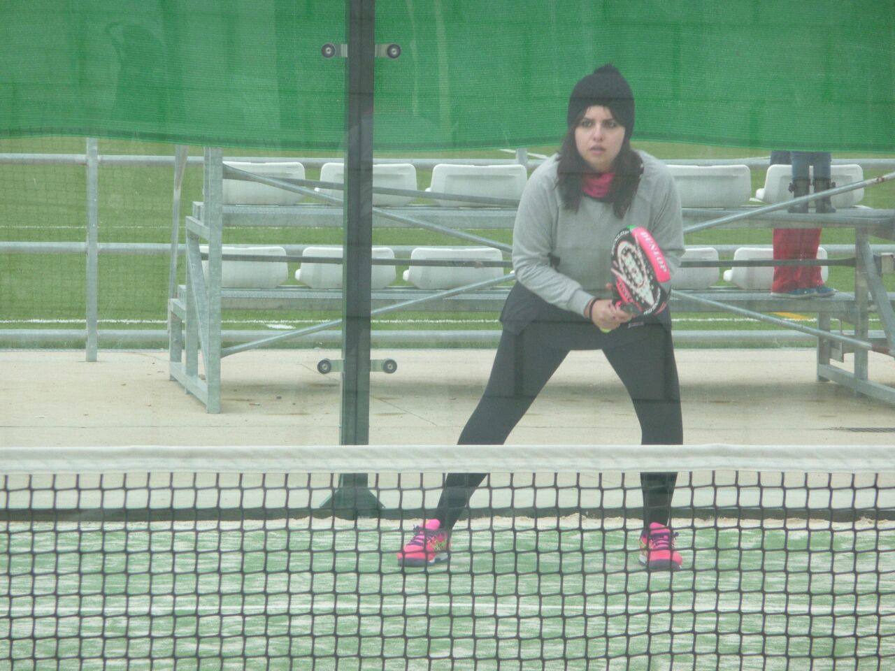 Ayer, 6 de abril, se celebró el Día Internacional del Deporte para el Desarrollo y la Paz, y los miajadeños se volcaron para poner su granito de arena. El Área de Deportes recibió una amplia respuesta a su propuesta convertida en fotografías de todos los deportistas con los que Miajadas tiene la suerte de contar. Voleibol, baloncesto, ciclismo, pádel, marcha, senderismo, running, ping pong, patinaje,... Todo lo que contribuya a la salud física es bienvenido. 