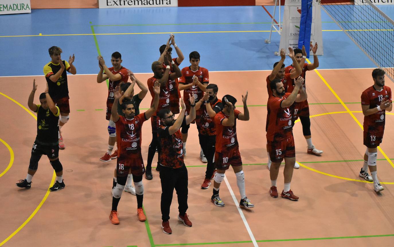 Aplauso del equipo a su afición 