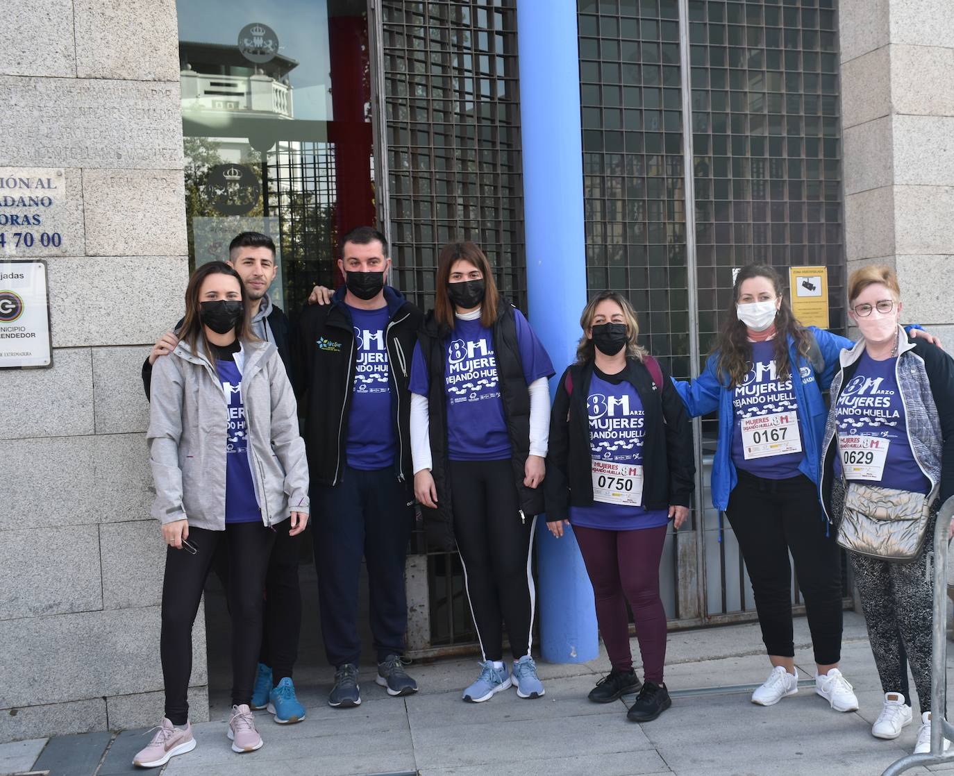 El pasado sábado 5 de marzo Miajadas acogió con antelación su tradicional marcha por el Día Internacional de la mujer, 8 M, en la que miajadeños y miajadeñas marcaron juntos el camino por la igualdad entre hombres y mujeres. Tras la marcha participaron en una Master Class de Zumba y entraron en el sorteo de una bicicleta, cuya ganadora fue Beatriz Barquilla. 