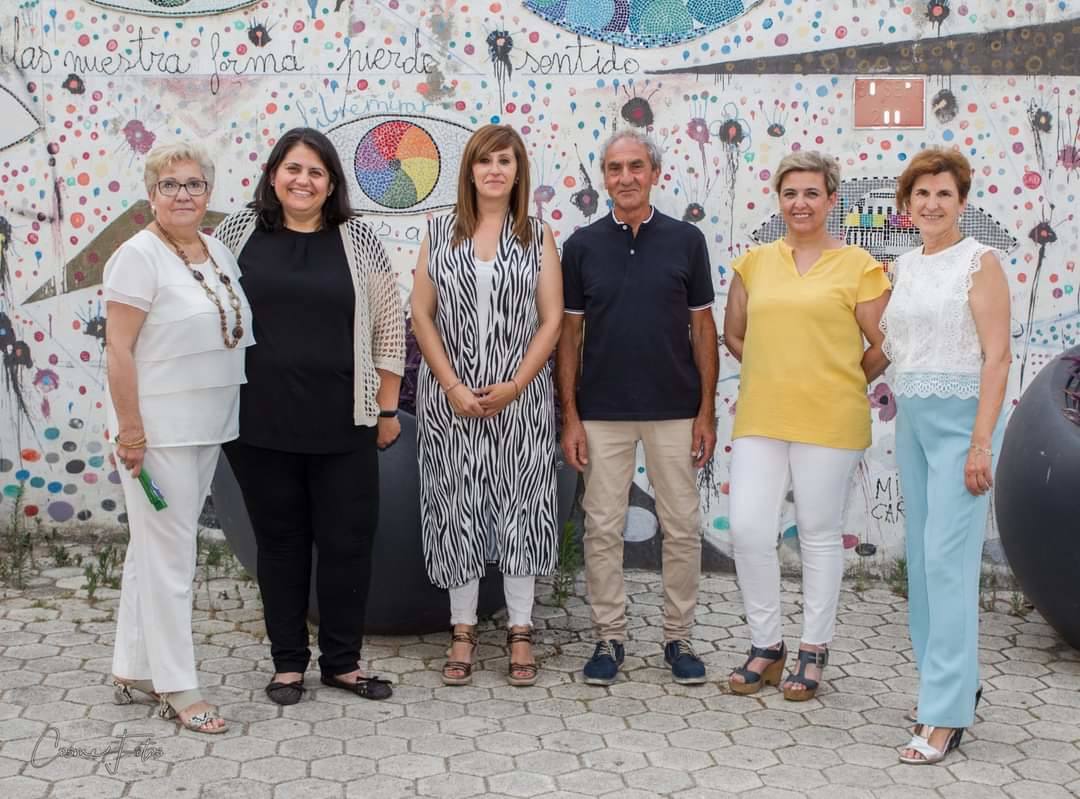 (De izq. a dcha.) Mª Corona Fernández, Nuria Díaz, Raquel Sánchez, Antonio Borrallo, Josefa Rodríguez y Anabel Sánchez 