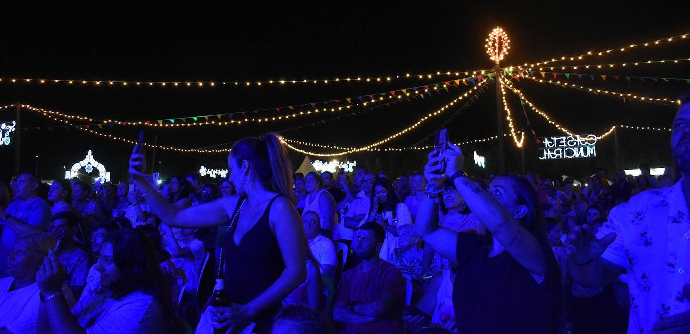 Público en el concierto de Sergio Contreras en Miajadas 