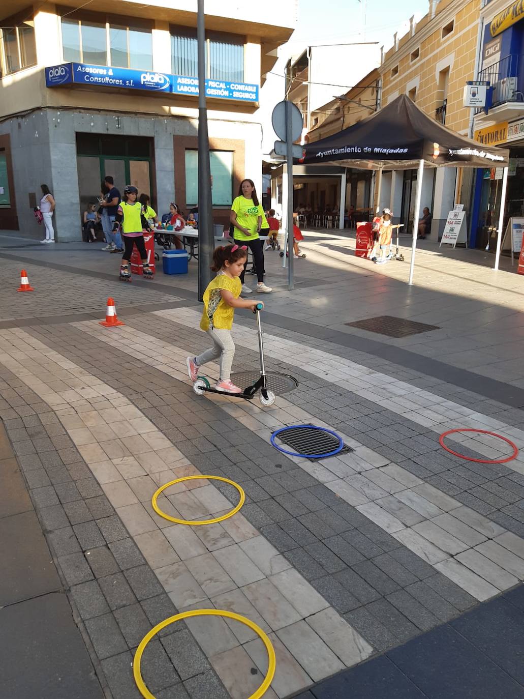 Miajadas ha vivido este 2022 su mejor Semana Europea de la Movilidad, al menos hasta la fecha, porque el municipio se supera año tras año. Mayores y pequeños disfrutaron durante dos semanas de gymkanas fotográficas, rutas andando o en bicicleta, concursos, ludotalleres, y premios a su compromiso con la sostenibilidad, entre otras muchas actividades. 