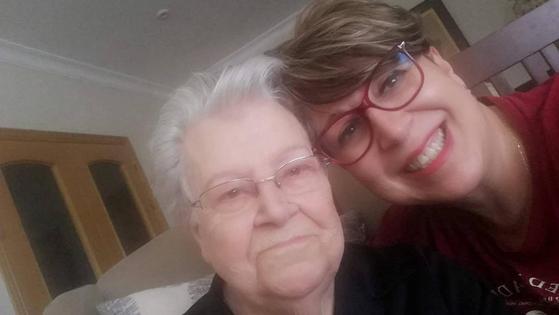 Acomic impulsa un concurso fotográfico para mostrar que somos 'los mayores fans de mamá'
