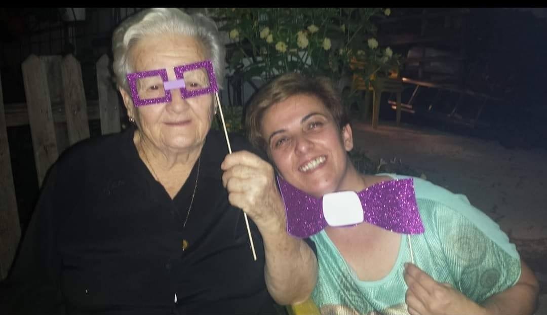 FOTOS: TODO HOMENAJE A UNA MADRE ES POCO