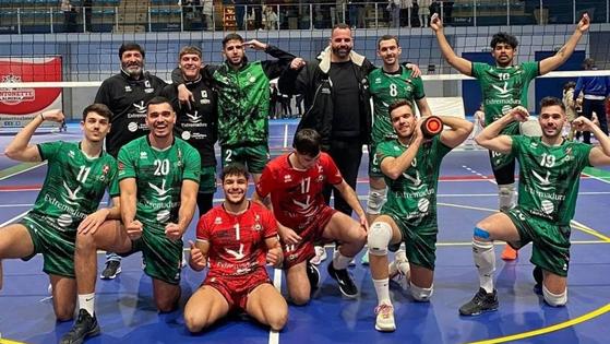 El Extremadura Grupo Laura Otero prepara una nueva temporada en Superliga 2 Masculina de Voleibol