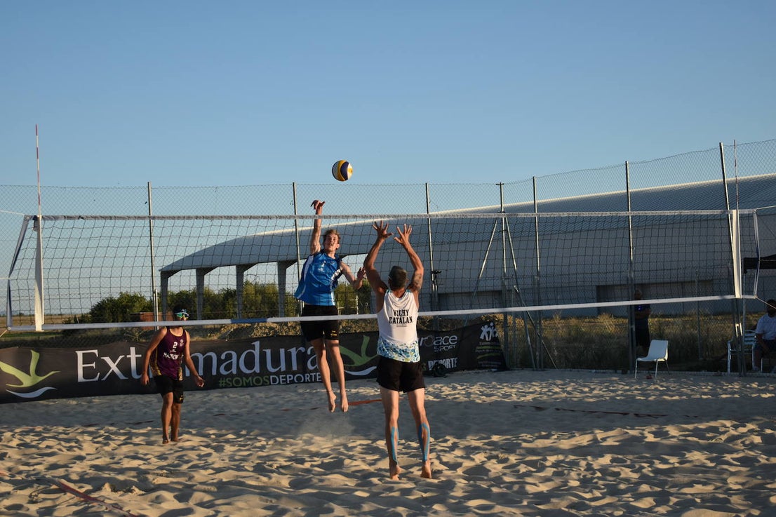 El Circuito Extremeño de Voley Playa en Miajadas en imágene