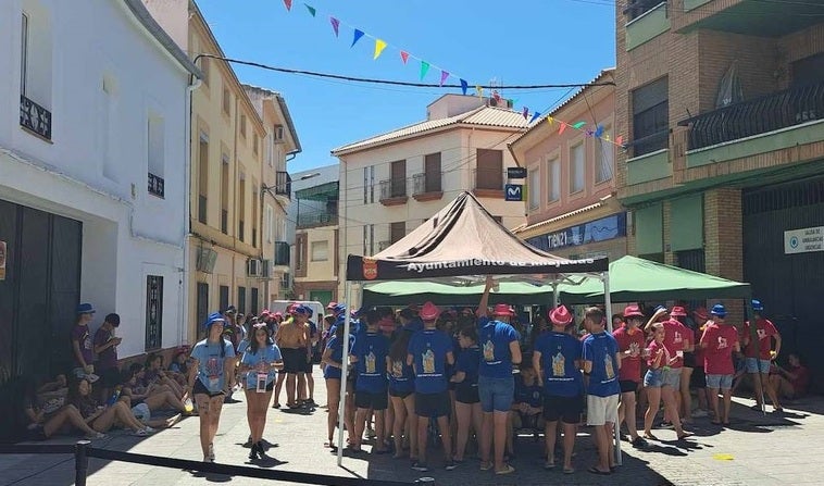 Las peñas reciben sus premios por animar la Feria de Día