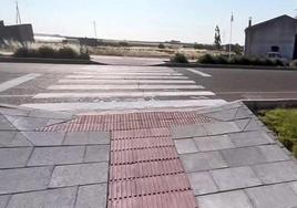 Los aficionados al paseo ya pueden utilizar el acerado de la carretera de Don Benito