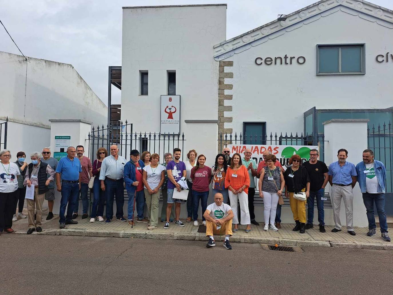 Miajadas acogió un encuentro regional en defensa de la Sanidad pública