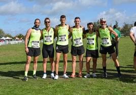 El equipo Máster del Club de Atletismo sube por primera vez al pódium del Campeonato de Extremadura de cross