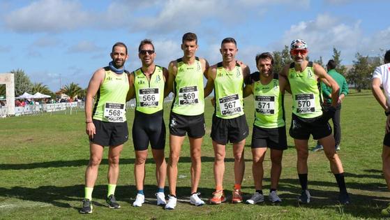 El equipo Máster del Club de Atletismo sube por primera vez al pódium del Campeonato de Extremadura de cross