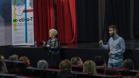 Inserta Empleo realizó una jornada para mejorar la inserción laboral de más de 80 personas con discapacidad