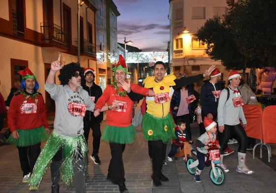 Una de las divertidas imágenes que dejó la carrera del pasado año