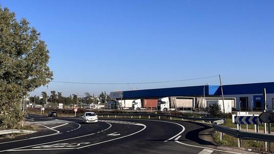 Finaliza el asfaltado de la carretera EX206/N-V