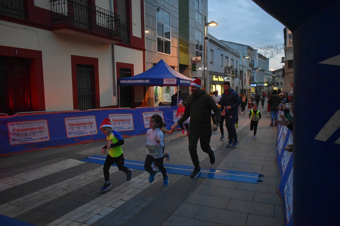 Fotos: La San Silvestre Miajadeña fue de las primeras en despedir el 2023