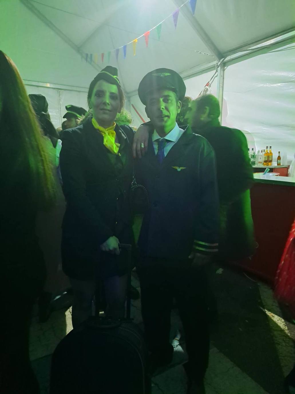 Miajadas celebró su Concurso de disfraces del Carnaval 2023, en el que hubo mucho baile y mucho' cachondeo'. El grupo 'Pista de choque' fue el ganador del primer premio, dotado de 300 euros, mientras que 'DJ's' consiguieron el segundo premio con 200 euros, y 'Desplieque Lolil' se hizo con los 150 euros del tercer premio. 