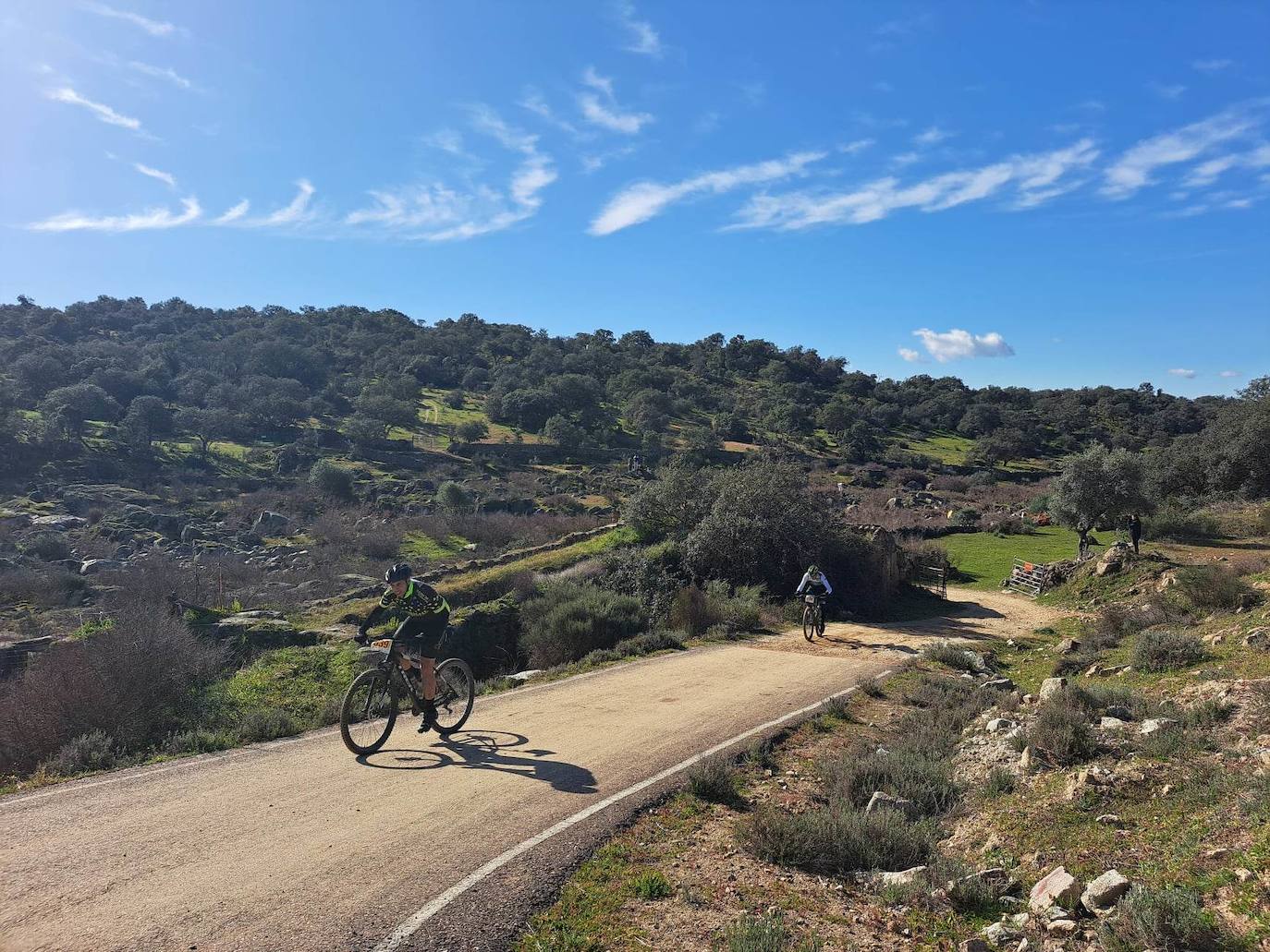 Miajadas volvió a convertirse un año más en punto referente del ciclismo con su famosa prueba Titán de los Ríos, congregando lo mejor del panorama nacional en un paraje natural incomparable. 