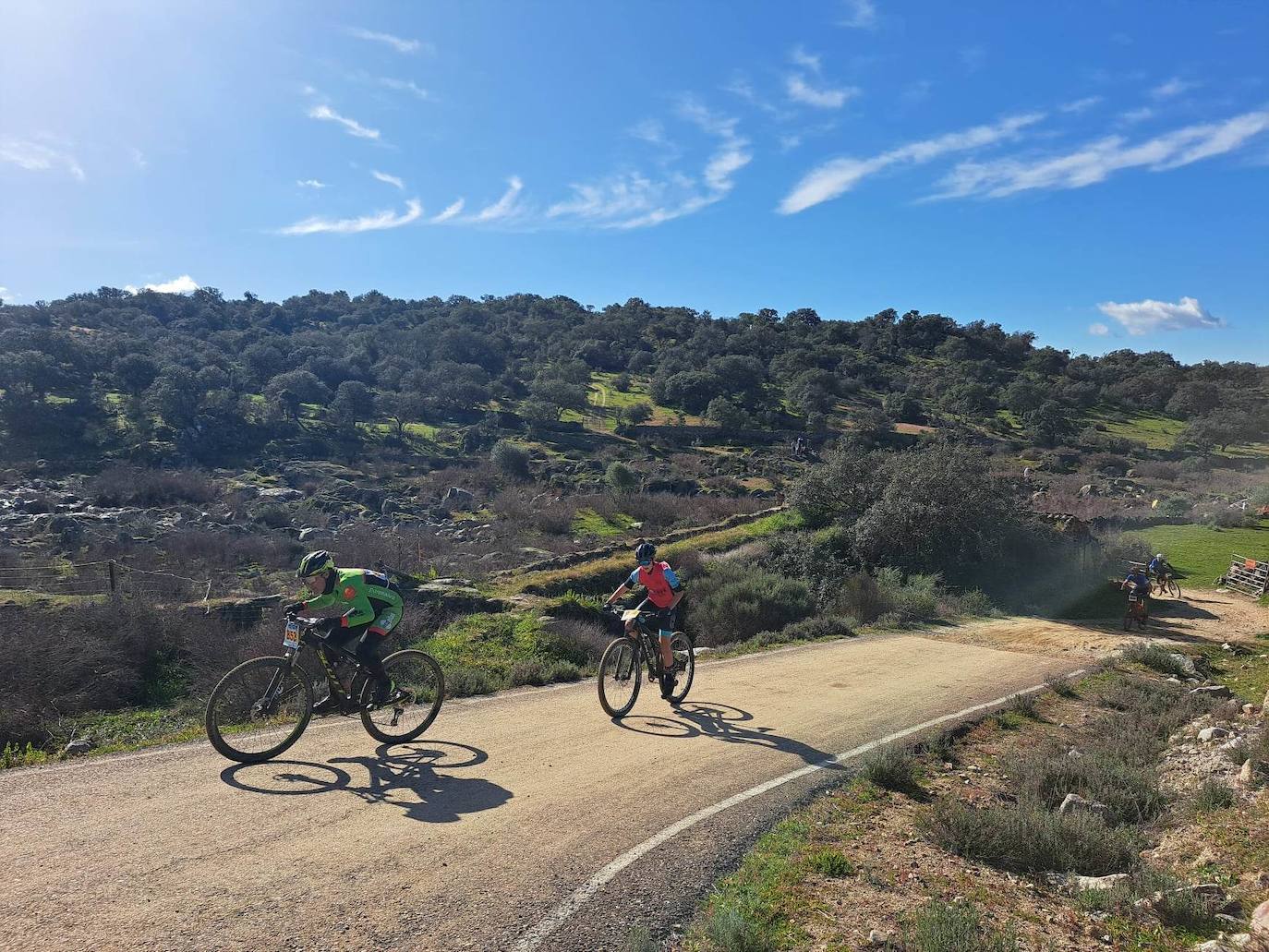 Miajadas volvió a convertirse un año más en punto referente del ciclismo con su famosa prueba Titán de los Ríos, congregando lo mejor del panorama nacional en un paraje natural incomparable. 