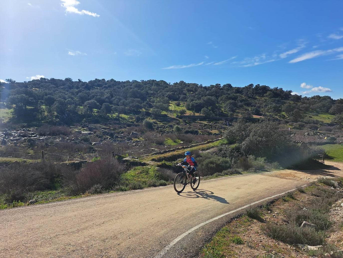 Miajadas volvió a convertirse un año más en punto referente del ciclismo con su famosa prueba Titán de los Ríos, congregando lo mejor del panorama nacional en un paraje natural incomparable. 