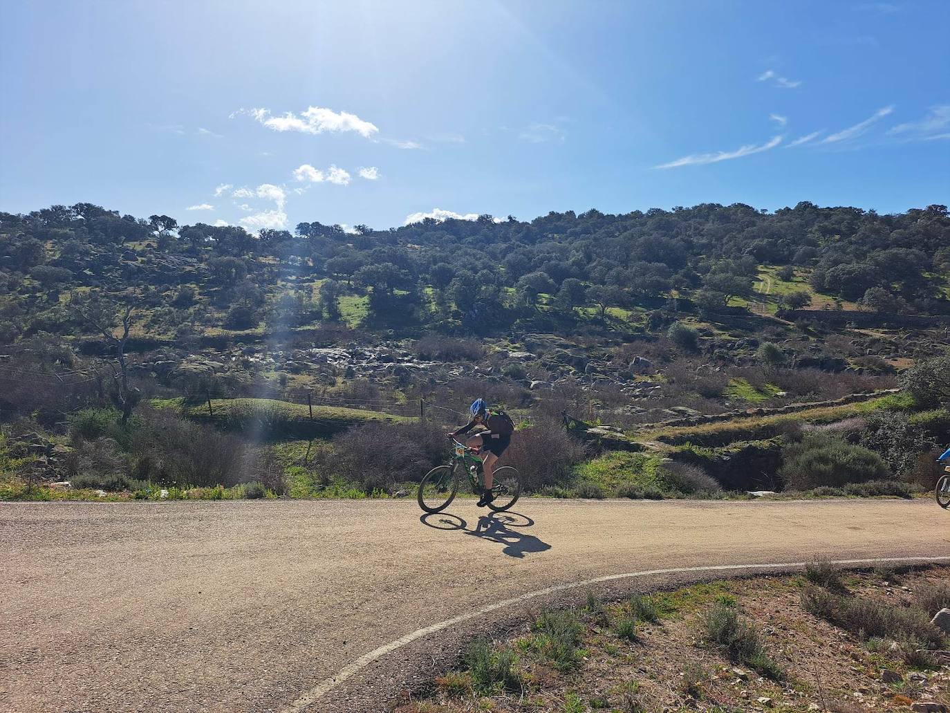 Miajadas volvió a convertirse un año más en punto referente del ciclismo con su famosa prueba Titán de los Ríos, congregando lo mejor del panorama nacional en un paraje natural incomparable. 