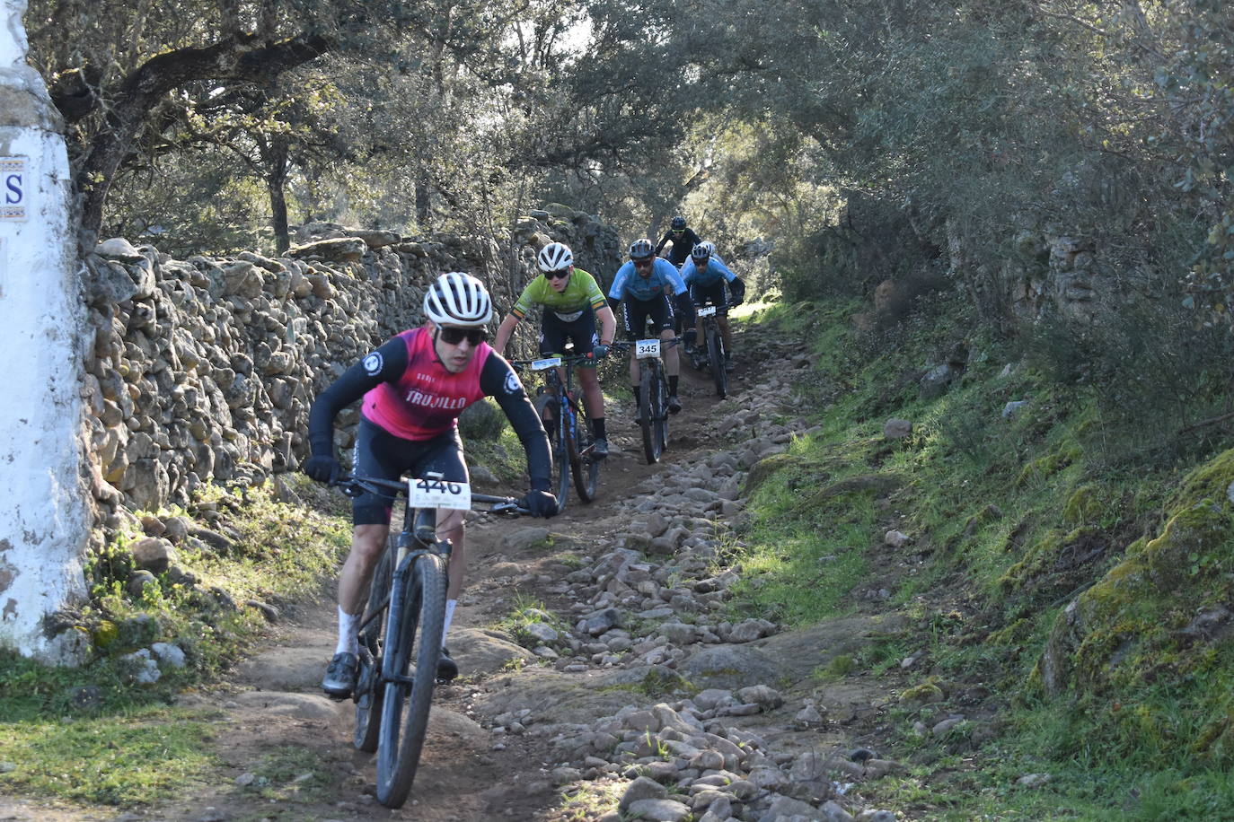 Miajadas volvió a convertirse un año más en punto referente del ciclismo con su famosa prueba Titán de los Ríos, congregando lo mejor del panorama nacional en un paraje natural incomparable. 