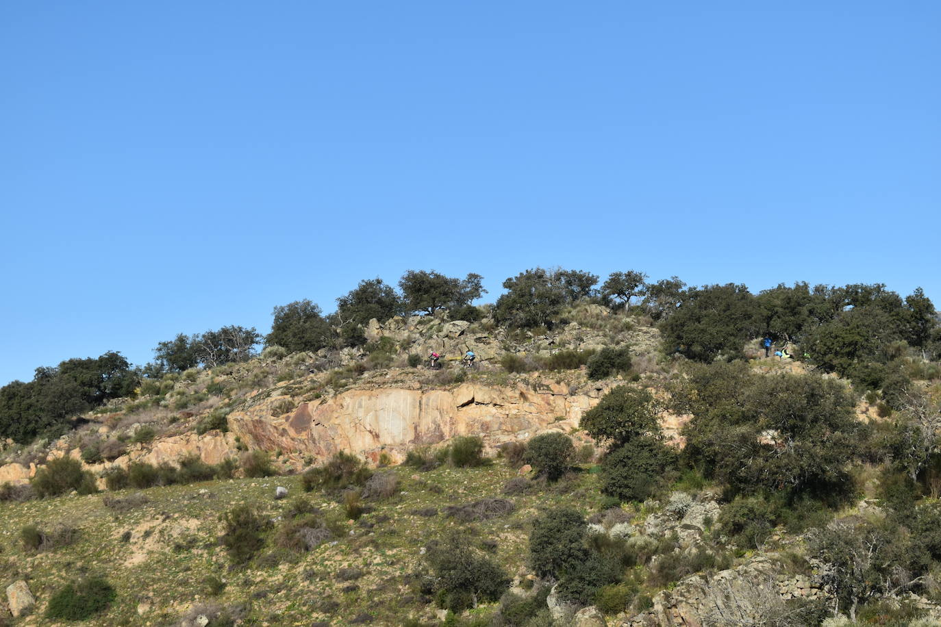 Miajadas volvió a convertirse un año más en punto referente del ciclismo con su famosa prueba Titán de los Ríos, congregando lo mejor del panorama nacional en un paraje natural incomparable. 