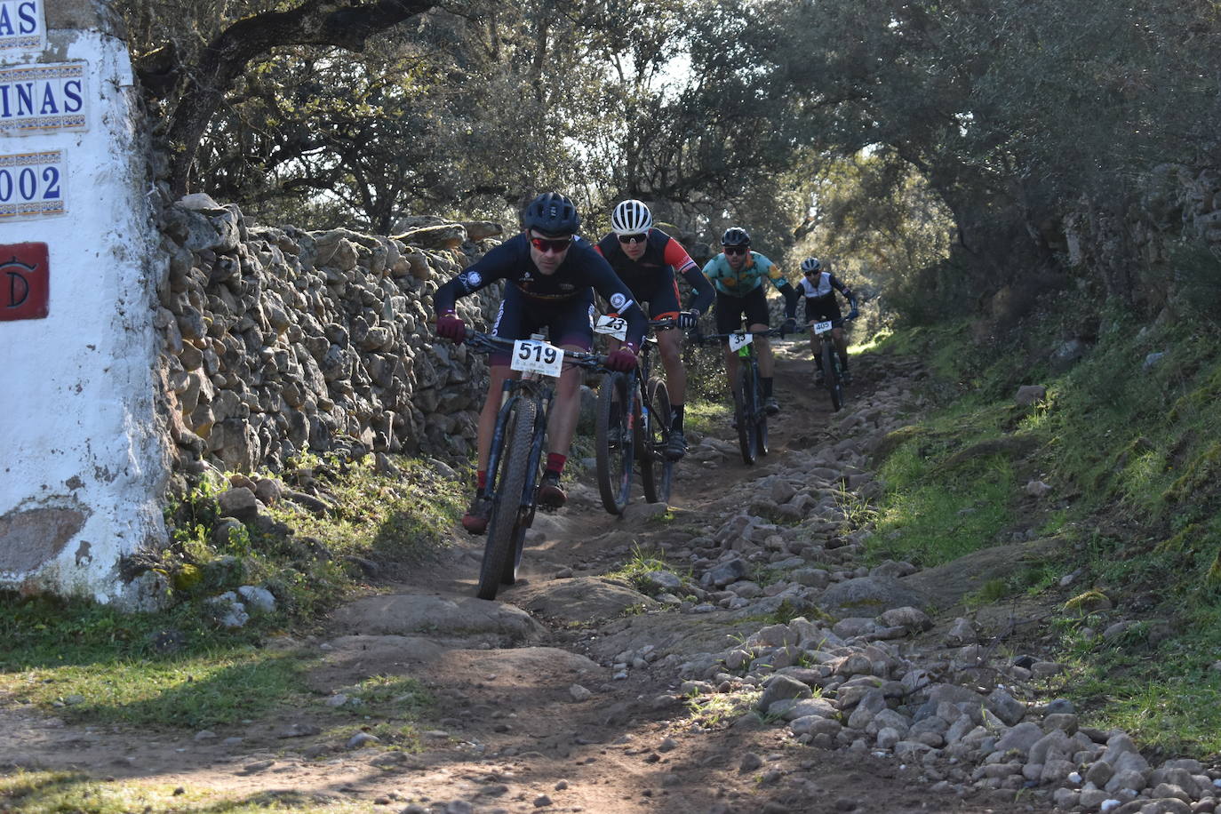 Miajadas volvió a convertirse un año más en punto referente del ciclismo con su famosa prueba Titán de los Ríos, congregando lo mejor del panorama nacional en un paraje natural incomparable. 