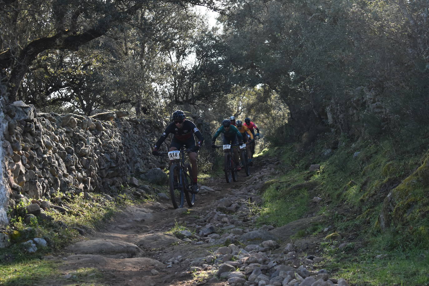 Miajadas volvió a convertirse un año más en punto referente del ciclismo con su famosa prueba Titán de los Ríos, congregando lo mejor del panorama nacional en un paraje natural incomparable. 