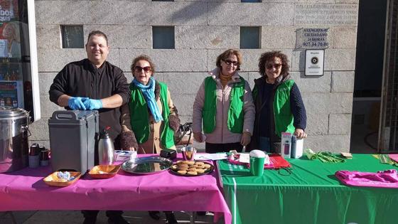 Catering Pianno ofreció un café solidario navideño para la Asociación Española Contra el Cáncer