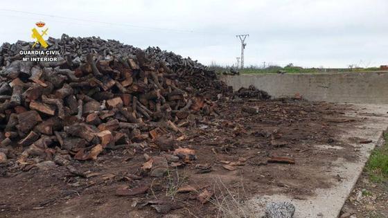 Un miajadeño es puesto a disposición judicial por el presunto robo 15.000 kg de leña a otro vecino