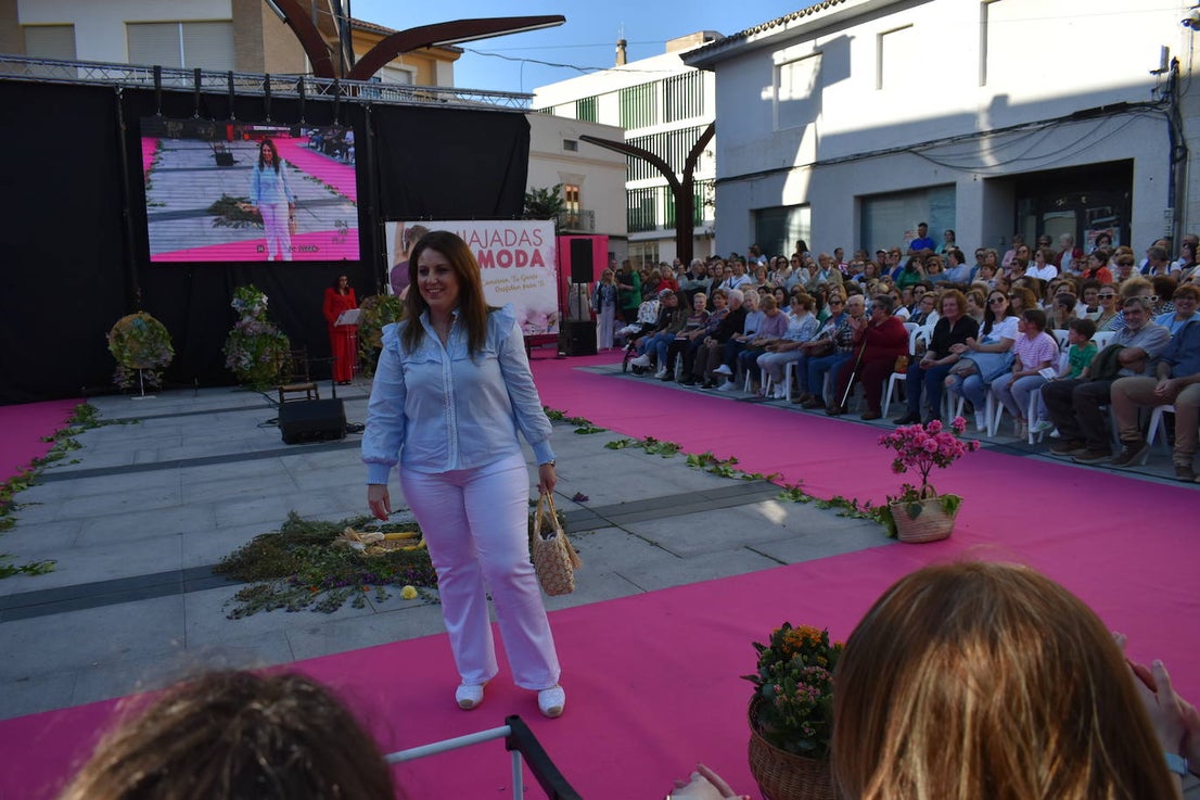 FOTOS: Éxito rotundo del desfile 'Miajadas está de moda' (1ª parte)