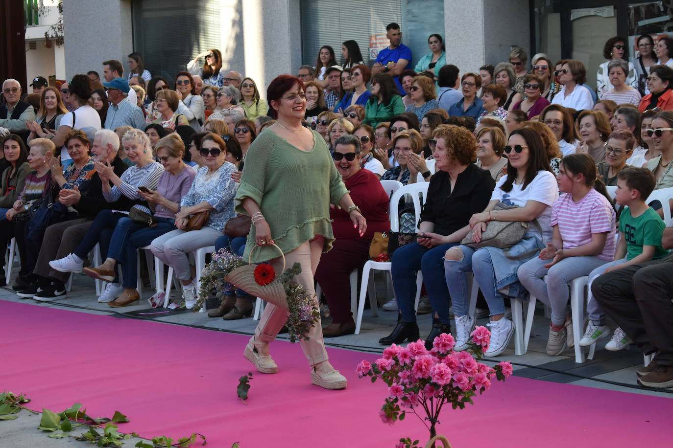 FOTOS: Éxito rotundo del desfile 'Miajadas está de moda' (1ª parte)