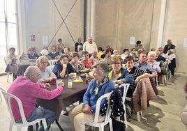 El centro de mayores celebró su tradicional matanza de convivencia