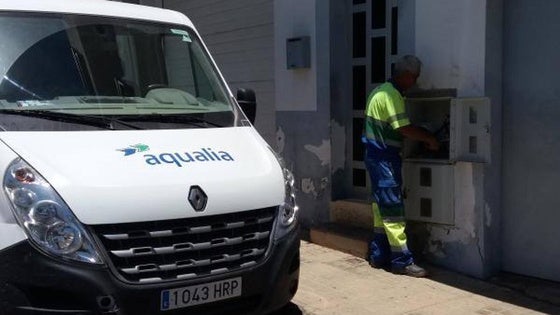 Aqualia renueva los contadores de agua en Miajadas y pedanías