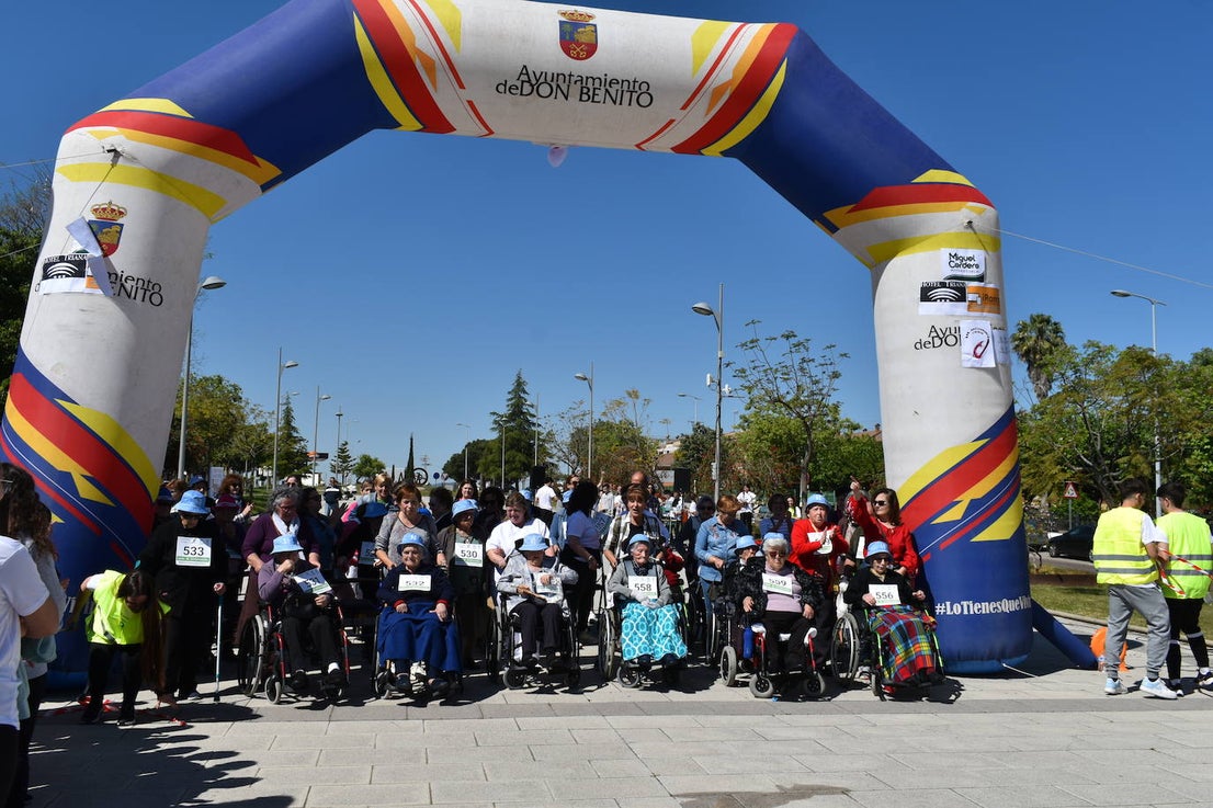 Fotos: El Torrente Ballester y San Martín de Porres corren juntos por la ELA
