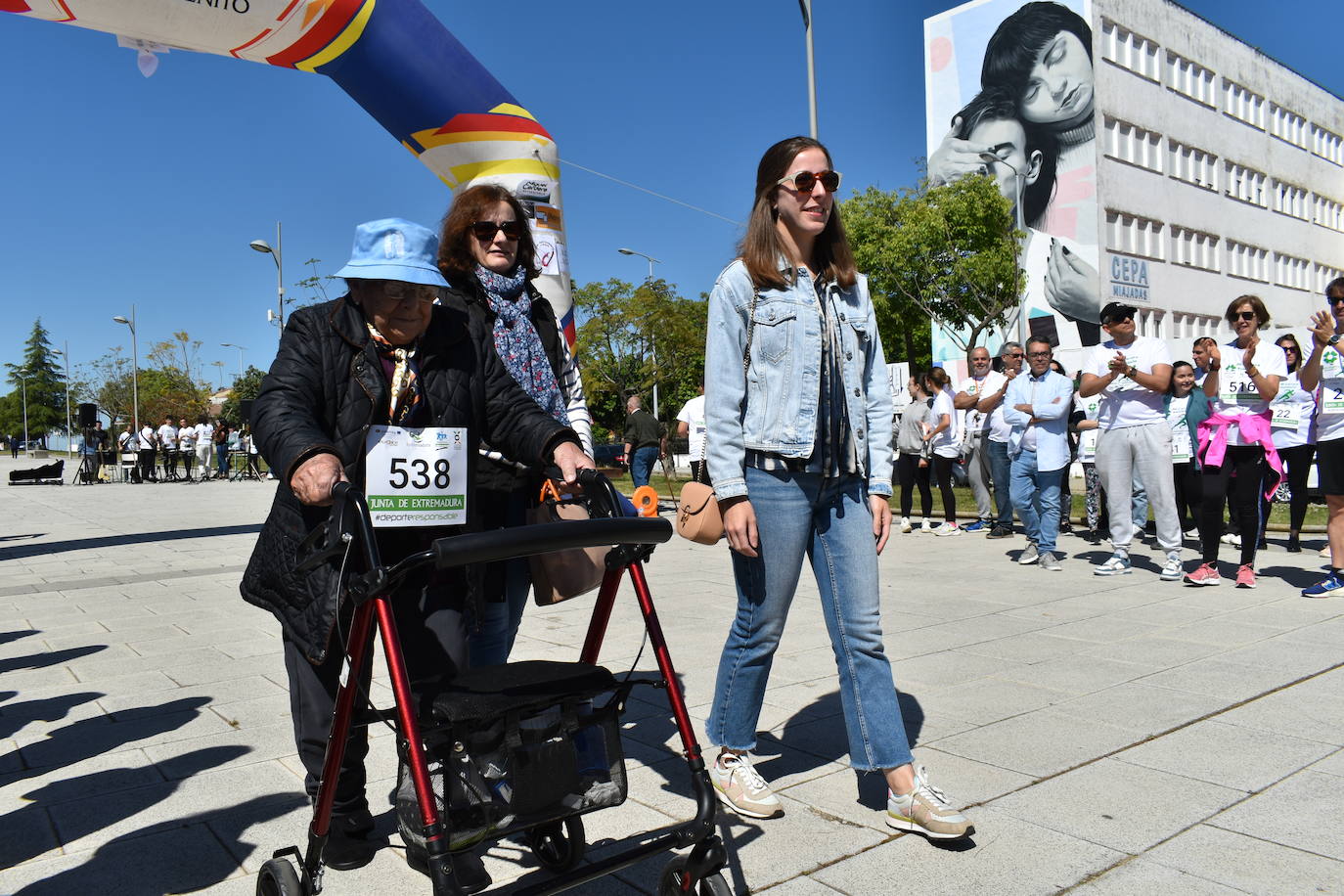 Fotos: El Torrente Ballester y San Martín de Porres corren juntos por la ELA
