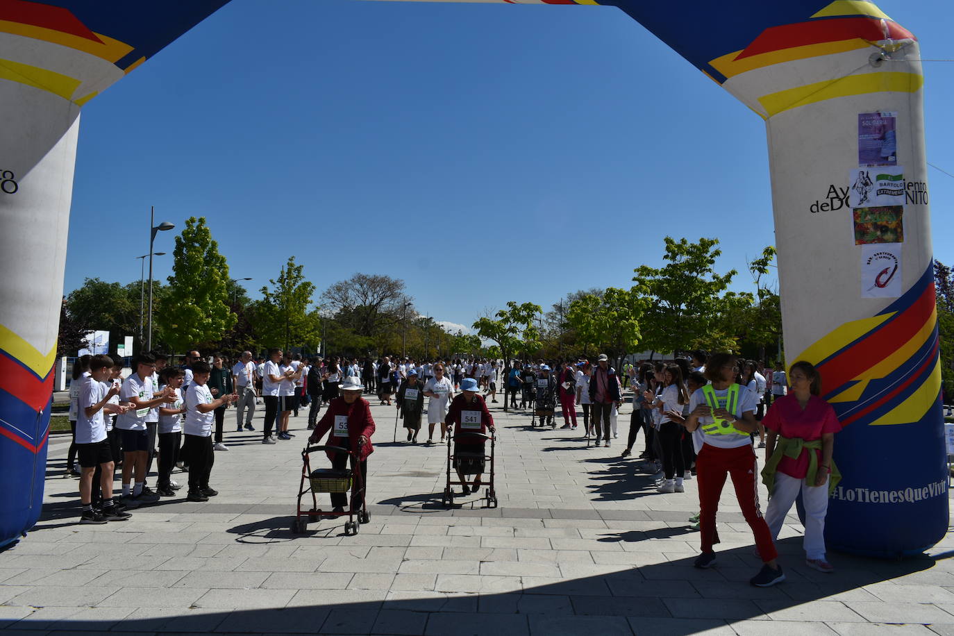 Fotos: El Torrente Ballester y San Martín de Porres corren juntos por la ELA