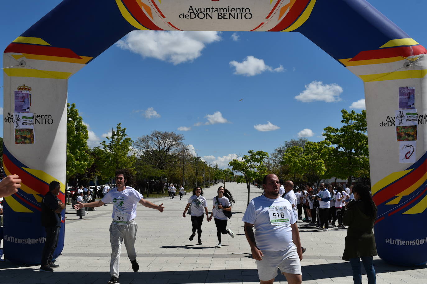 Fotos: El Torrente Ballester y San Martín de Porres corren juntos por la ELA