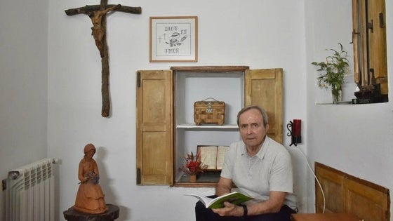 El cura, Enrique Gómez, tras bendecir a una pareja gay: «Es un mundo al que es necesario acercarse»