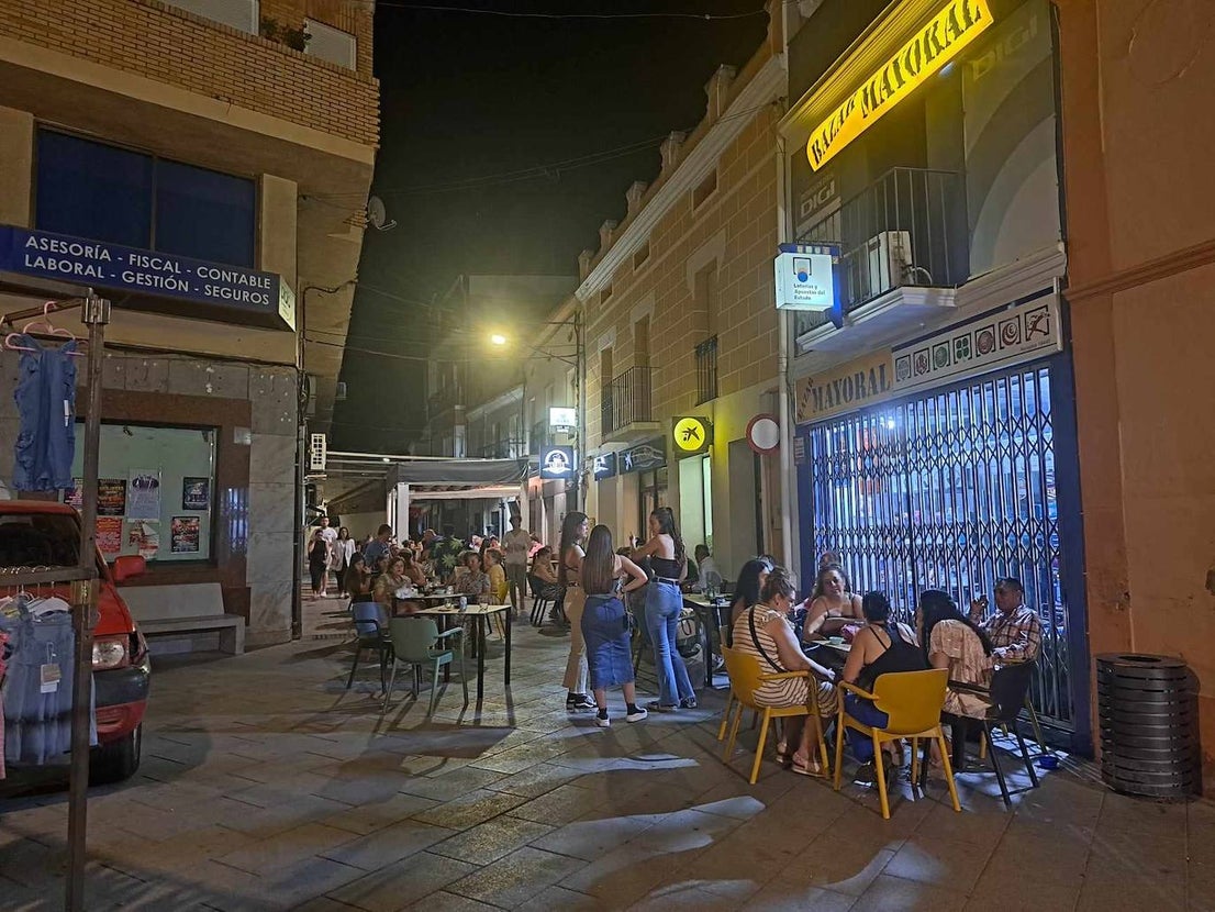 FOTOS: La moda se hace con la noche miajadeña
