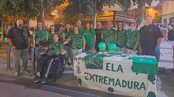 Miajadas acogió su III desfile benéfico a favor de 'ELA Extremadura'