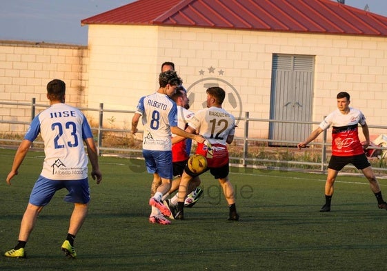 Uno de los encuentros disputados esta primera semana.