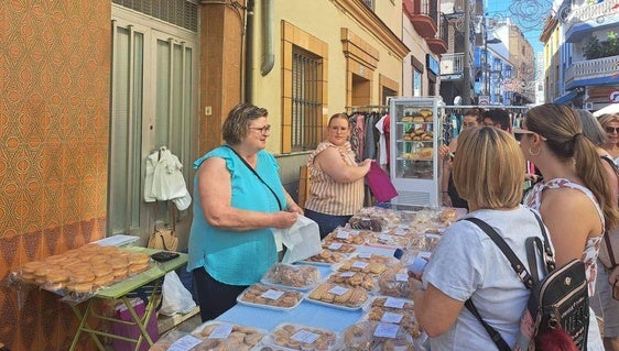 FOTOS: Más de 40 establecimientos se lanzan a la calle