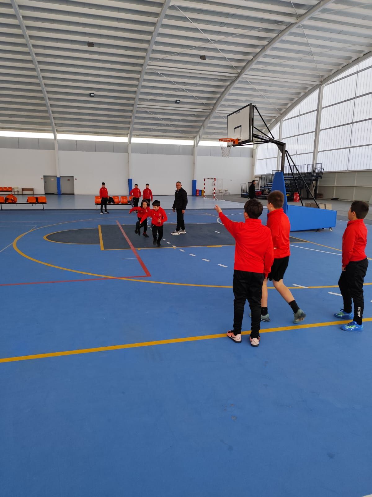 FOTOS: Día sin balón en la Escuela de Fútbol