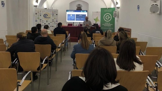 Acomic realiza una jornada para la digitalización de las pymes