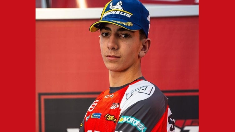 El piloto Samuel Tapia pierde el liderato del nacional MX125 tras una avería