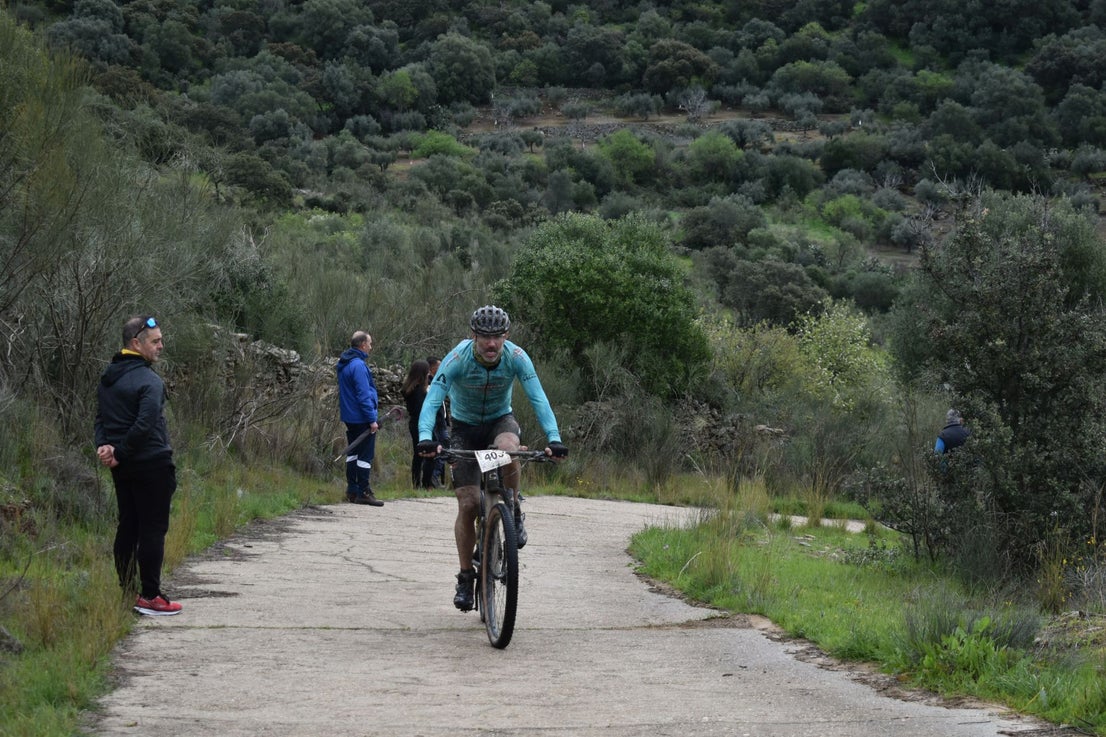 Fotos: Lo mejor del ciclismo en la Titán de los Ríos 2025