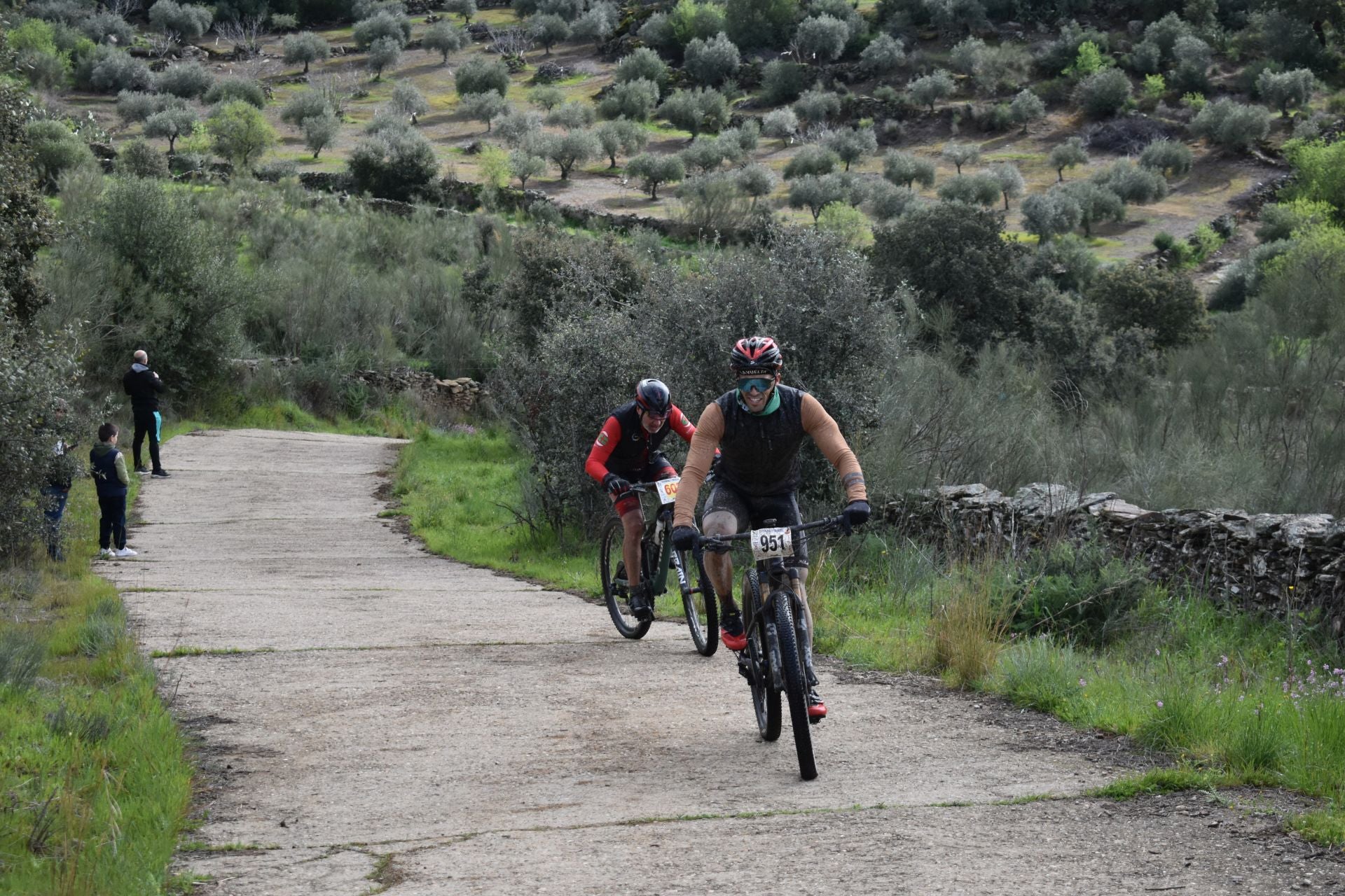 Fotos: Lo mejor del ciclismo en la Titán de los Ríos 2025